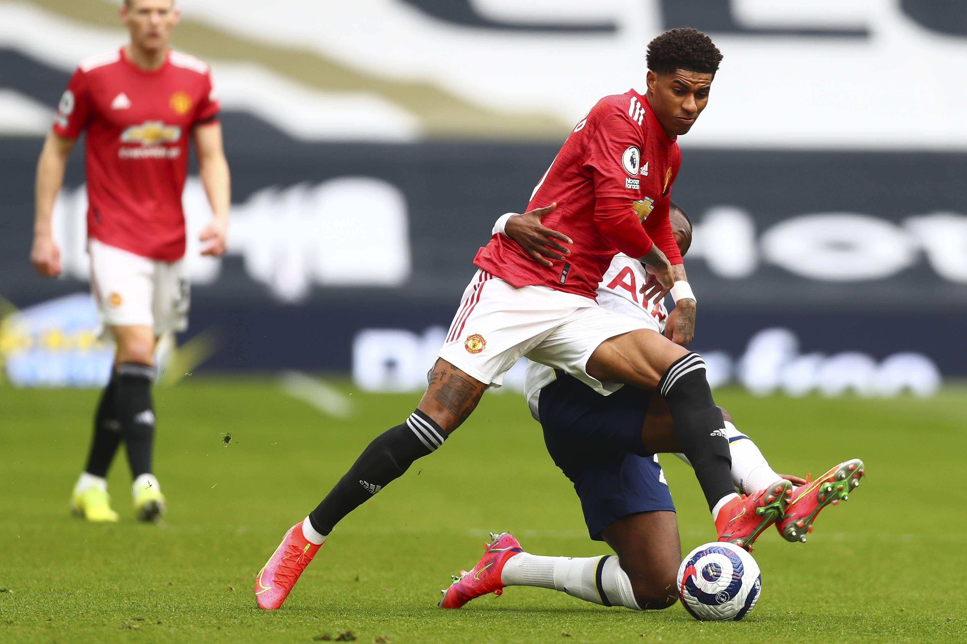 力和身体负 力和身体负