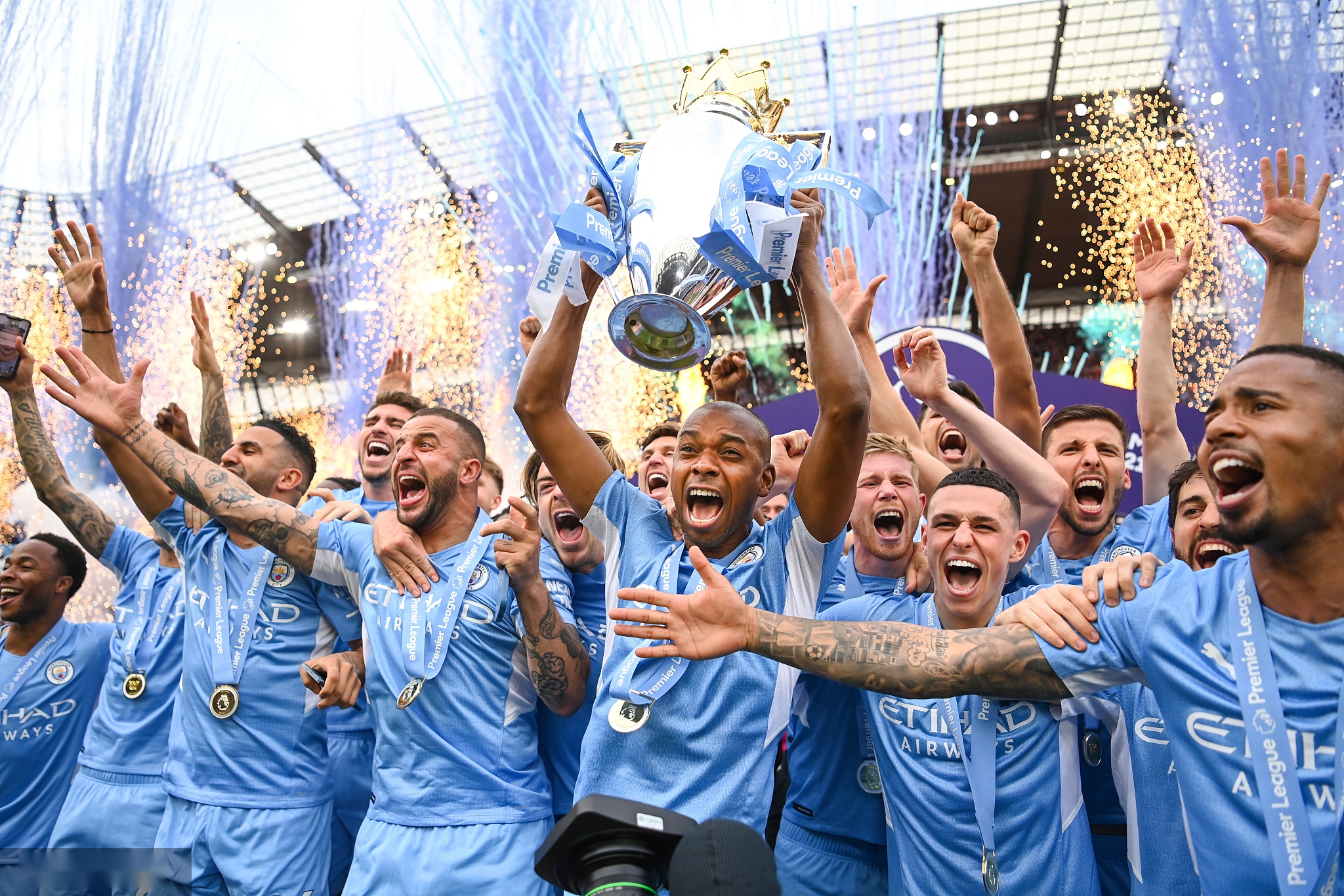 他抓住對方 他抓住對方